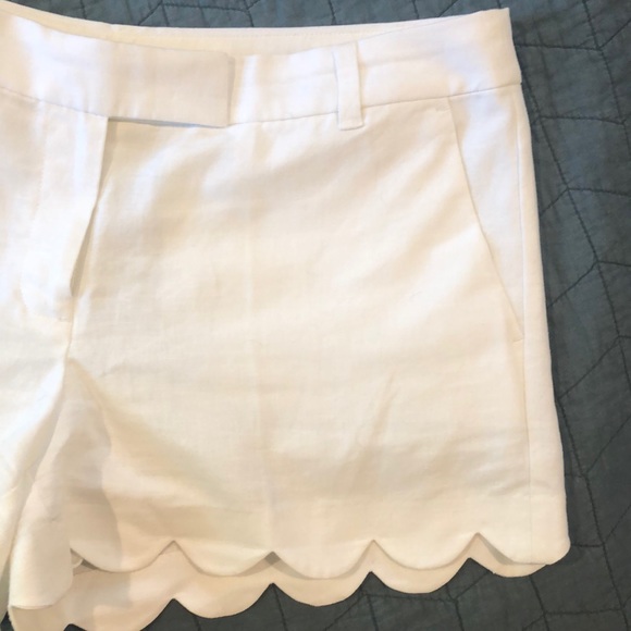 Scalloped shorts - Picture 2 of 5